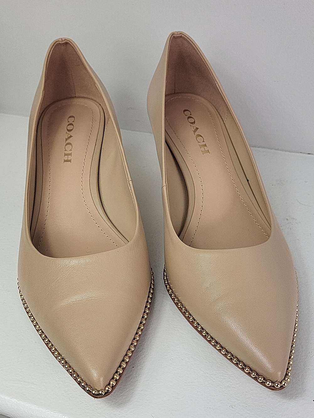 COACH Women's Jackie Kitten-Heel Beadchain Pumps. Size 9.5